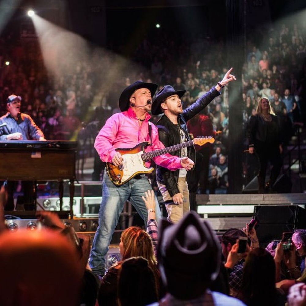 Brett Kissel Invited to open for Garth Brooks in Edmonton