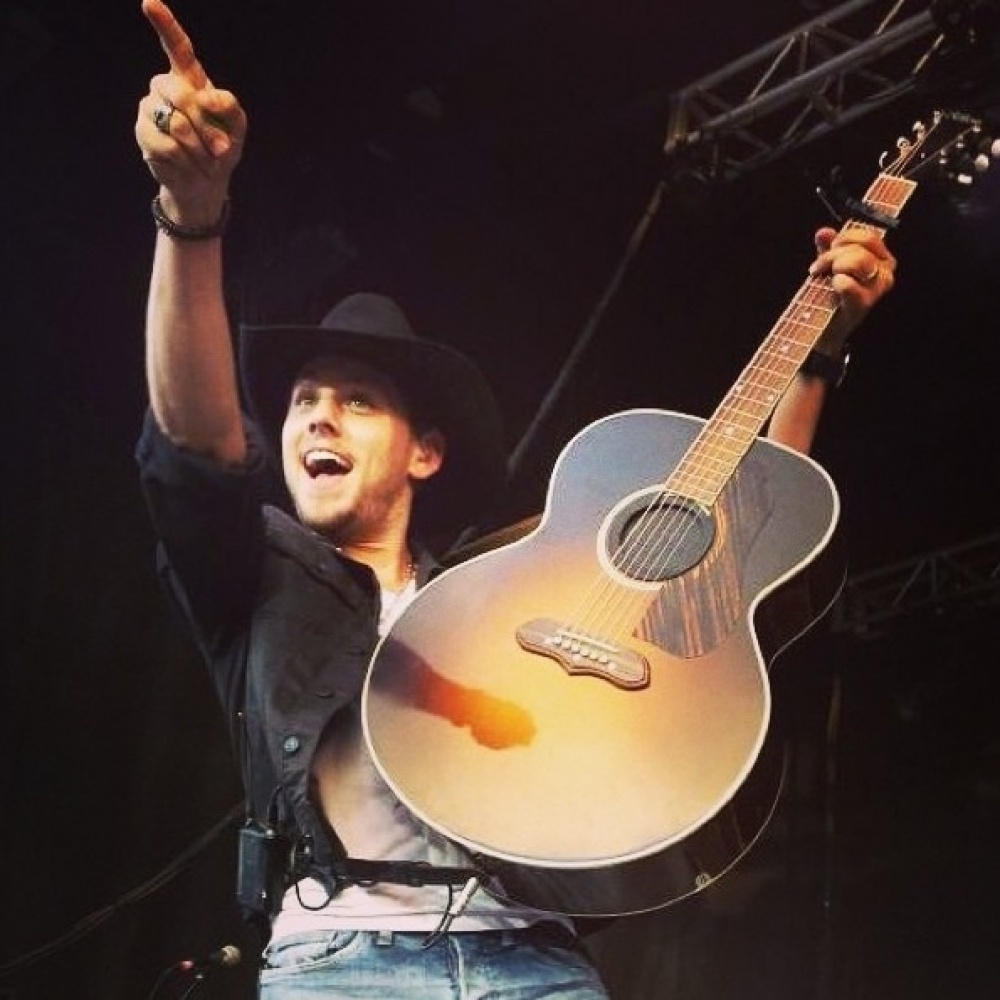 Brett Kissel Leads All Artists With 8 CCMA Award Nominations!